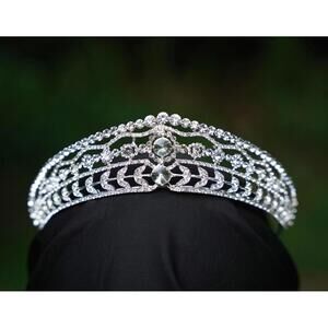 Oppulence Crystal Tiara Bridal Silver Crown Birthday Wedding Gift Diadem